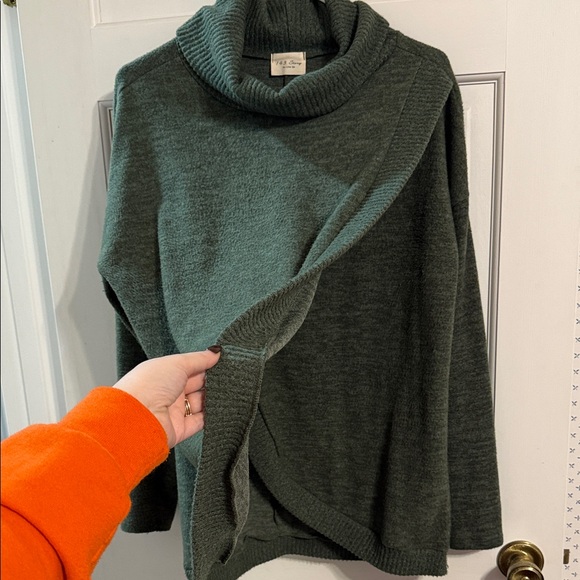 1.4.3. Story by Line Up Dark Green Cowl Neck Sweater - Picture 3 of 6